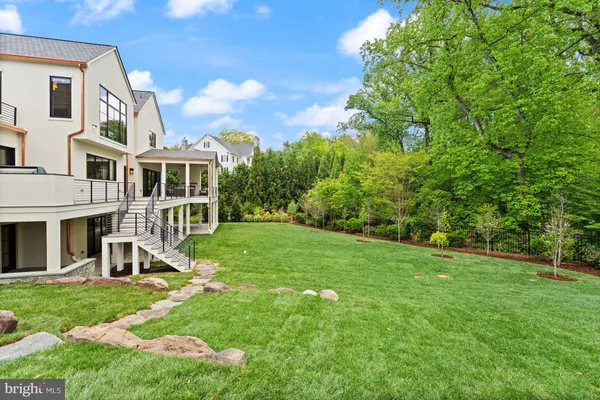 $7,995,000 | 6811 Wemberly Way, McLean, VA 22101