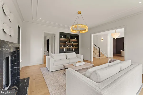 $7,995,000 | 6811 Wemberly Way, McLean, VA 22101