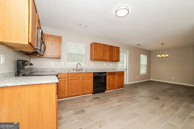 $1,955 | 515 Abercorn Court, South Fulton, GA 30349