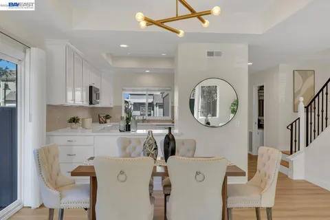 $1,548,888 | 828 Columba Lane, Foster City, CA 94404