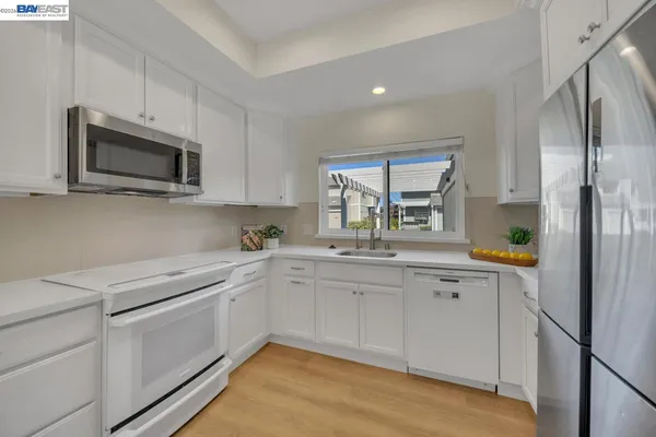 $1,548,888 | 828 Columba Lane, Foster City, CA 94404