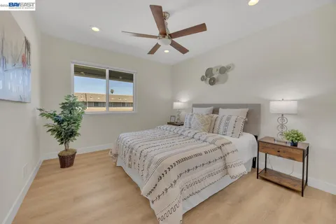 $1,548,888 | 828 Columba Lane, Foster City, CA 94404