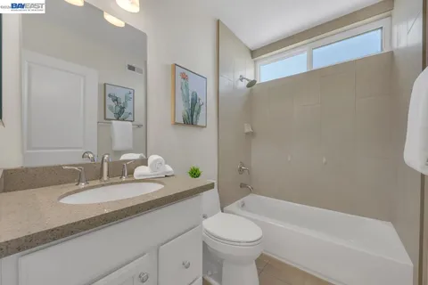 $1,548,888 | 828 Columba Lane, Foster City, CA 94404