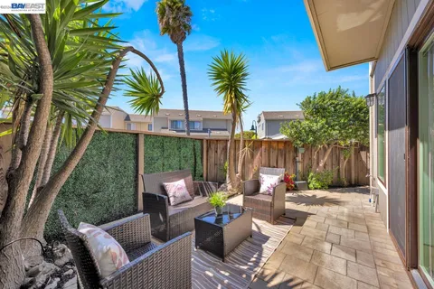 $1,548,888 | 828 Columba Lane, Foster City, CA 94404