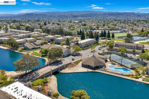 $1,548,888 | 828 Columba Lane, Foster City, CA 94404