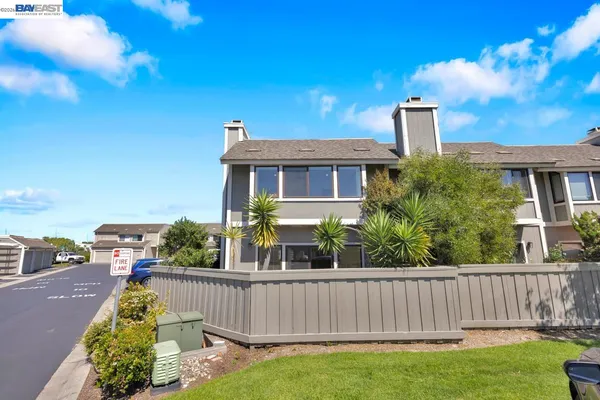 $1,548,888 | 828 Columba Lane, Foster City, CA 94404