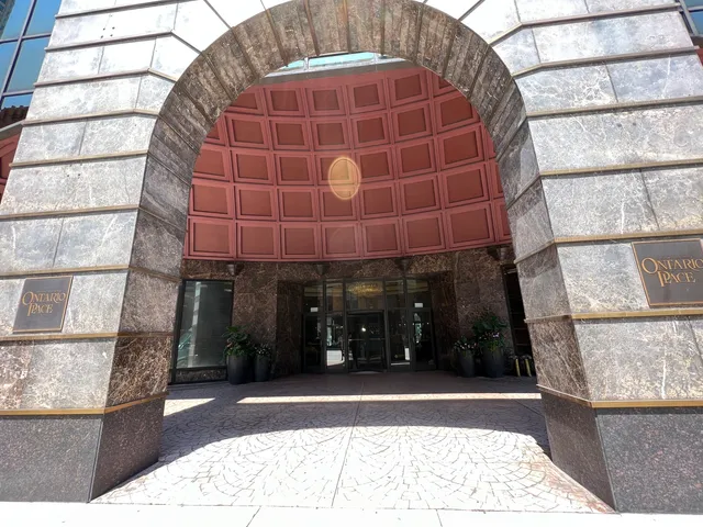 a view of entryway with a rug