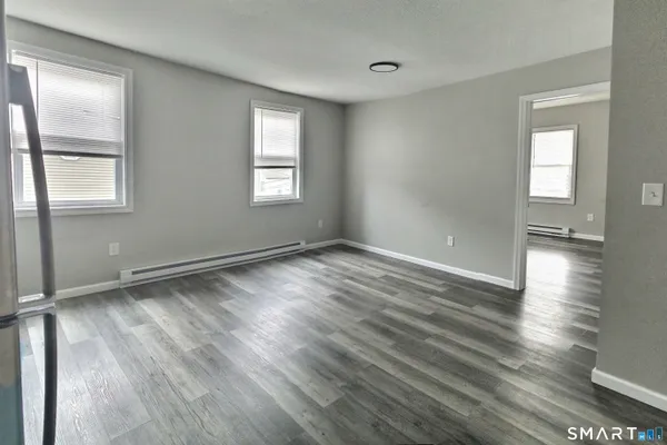 $1,600 | 36 2nd Avenue, Unit 1B, Waterbury, CT 06710