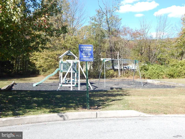 $130,000 | 4237 Independence Lane, Walnutport, PA 18088