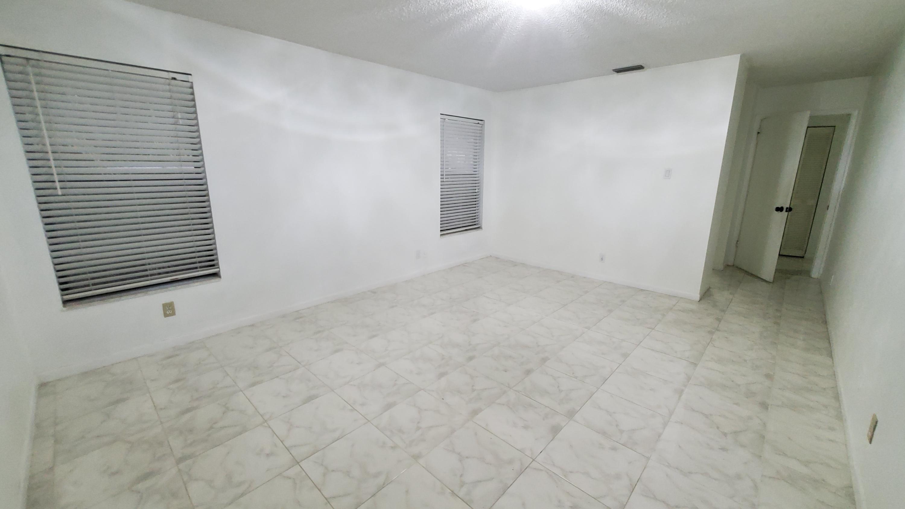 9876 Majorca Place Boca Raton, FL 33434 - Photo 15 of 33 master
