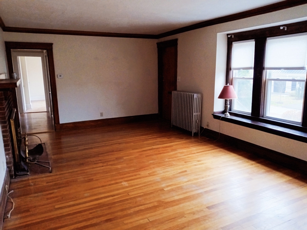 41 Whittemore Road, Unit 1 Newton, MA 02458 - Photo 3 of 15