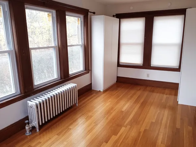 $3,800 | 41 Whittemore Road, Unit 1, Newton, MA 02458