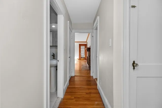 $3,800 | 41 Whittemore Road, Unit 1, Newton, MA 02458