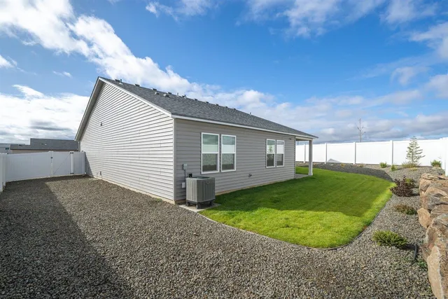 $380,000 | 86 South Airlift Street, Airway Heights, WA 99001
