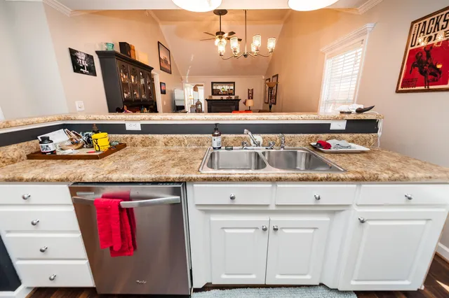 $250,000 | 423 Rexford Drive, Moore, SC 29369