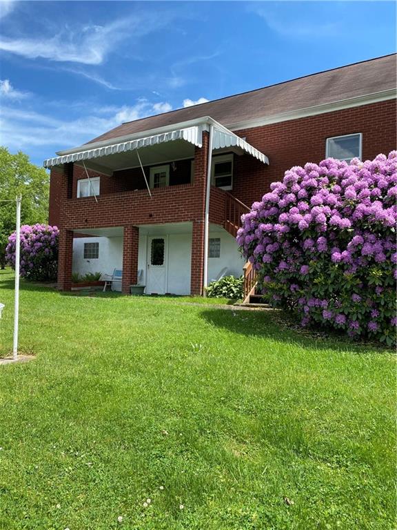 4023 Chieftan Road Irwin, PA 15642 - Photo 2 of 25 Gallery Image 2