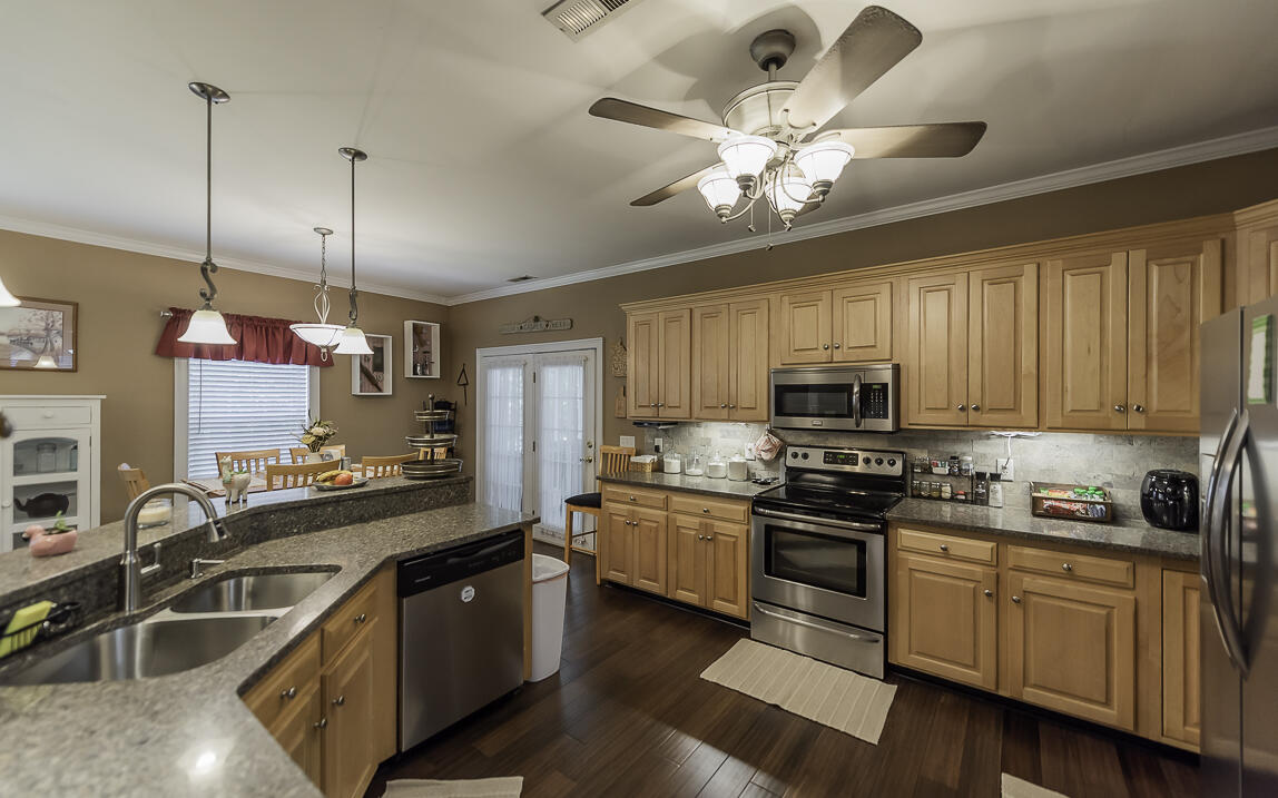 9429 East Brainerd Road Chattanooga, TN 37421 - Photo 11 of 42 DSC_9210