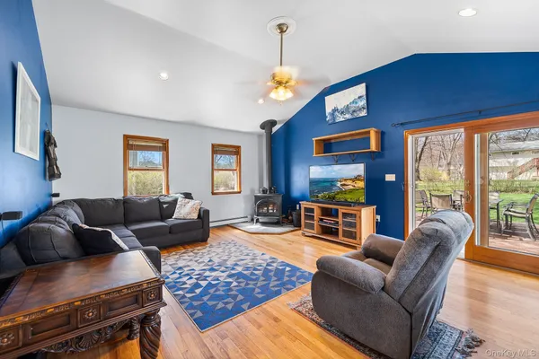 $669,000 | 3453 Flanders Drive, Yorktown Heights, NY 10598