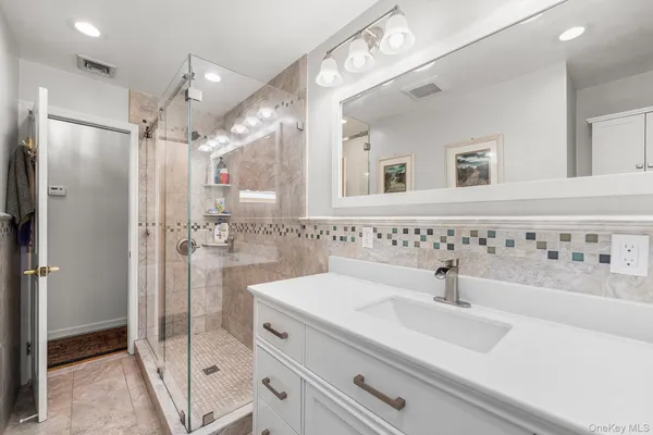 $669,000 | 3453 Flanders Drive, Yorktown Heights, NY 10598