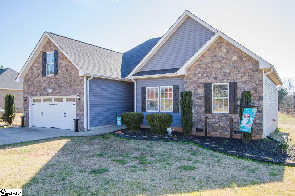 625 Cheddar Road Belton, SC 29627 - Photo 3 of 36 Gallery Image 3