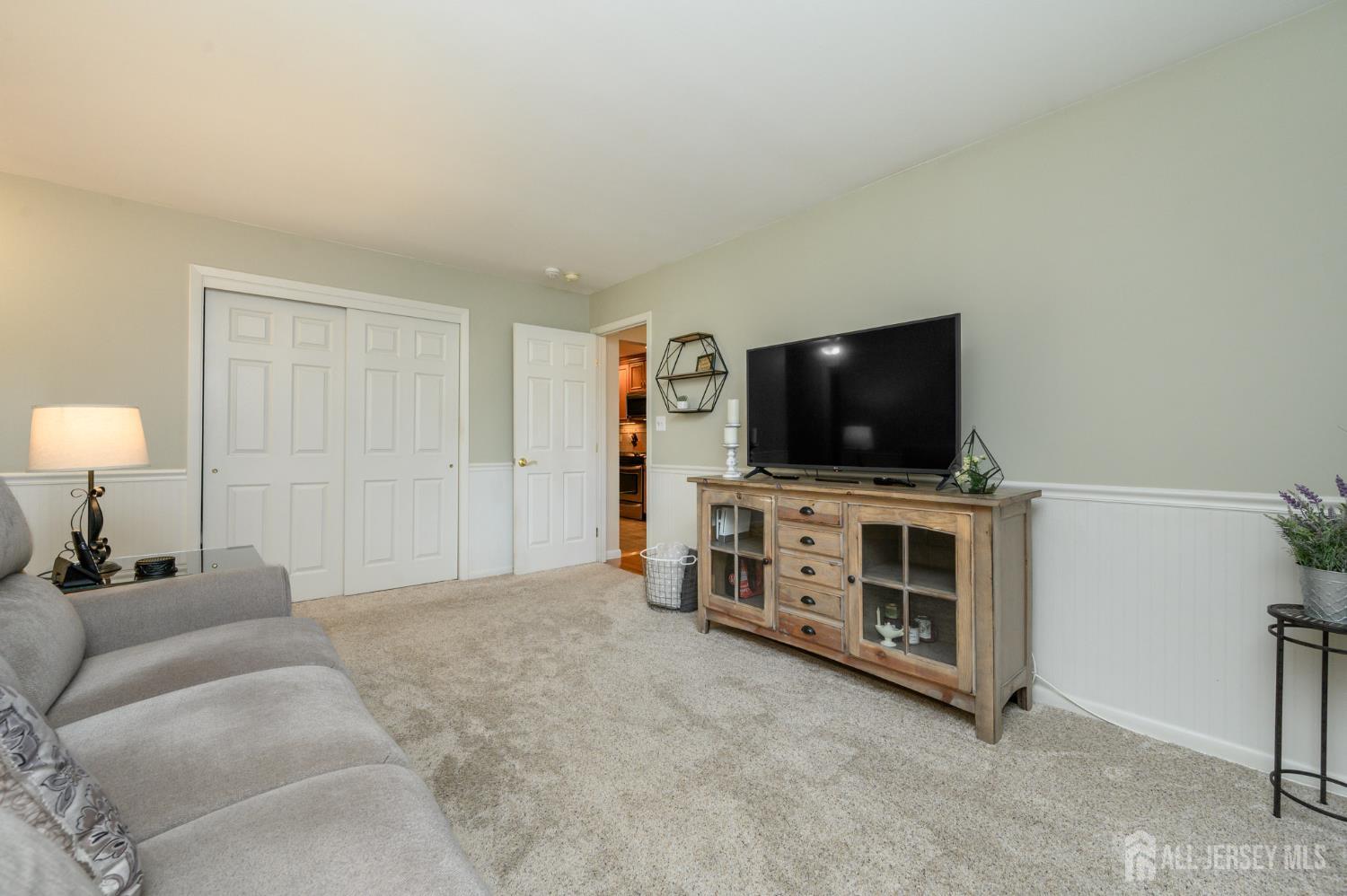 29 Rutgers Road Clark, NJ 07066 - Photo 18 of 40