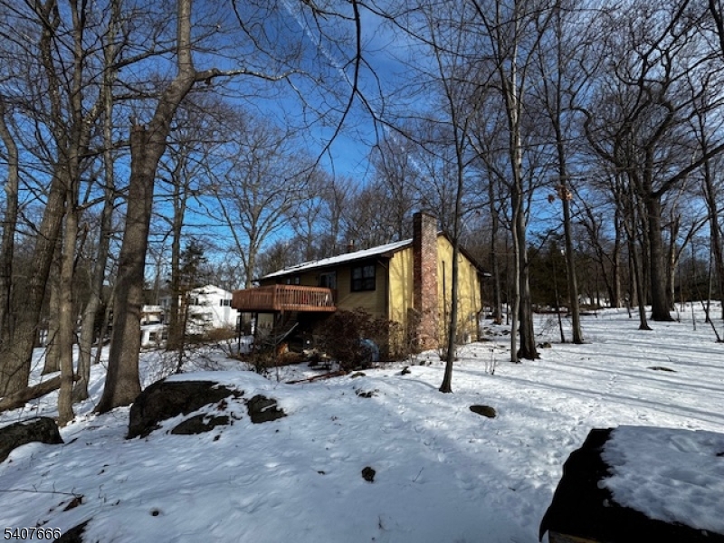 220 Brook Valley Road Montville, NJ 07082 - Photo 6 of 18