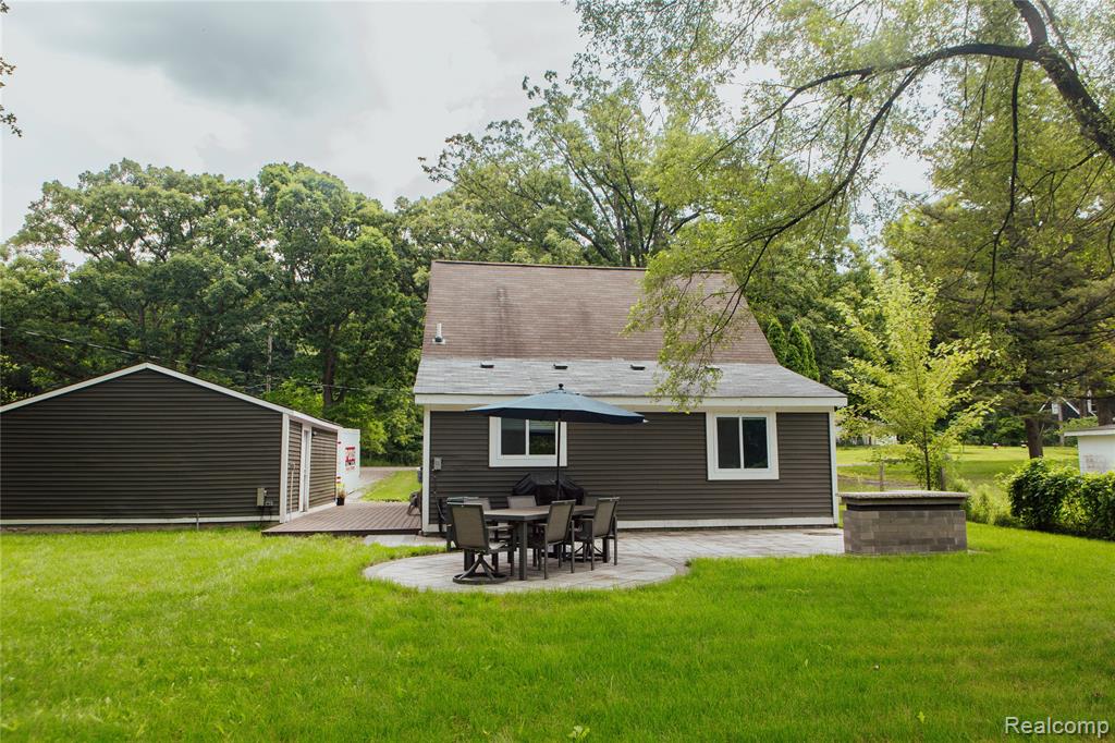 48447 9 Mile Road Novi, MI 48167 - Photo 2 of 15