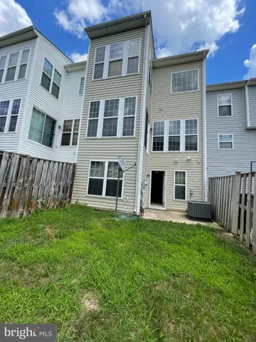 $3,100 | 8863 Cherokee Rose Way, Lorton, VA 22079