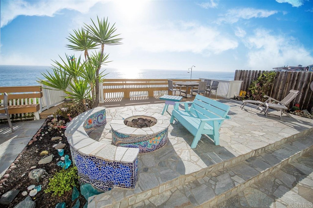 740 Neptune Avenue Encinitas, CA 92024 - Photo 6 of 24