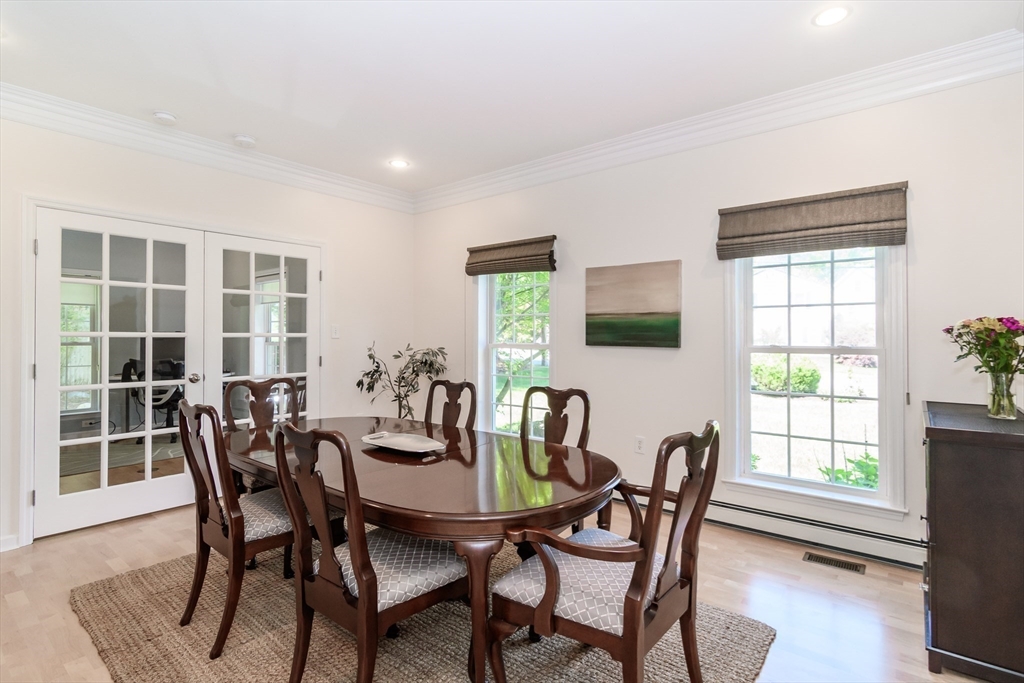 11 Irving Road Natick, MA 01760 - Photo 8 of 31