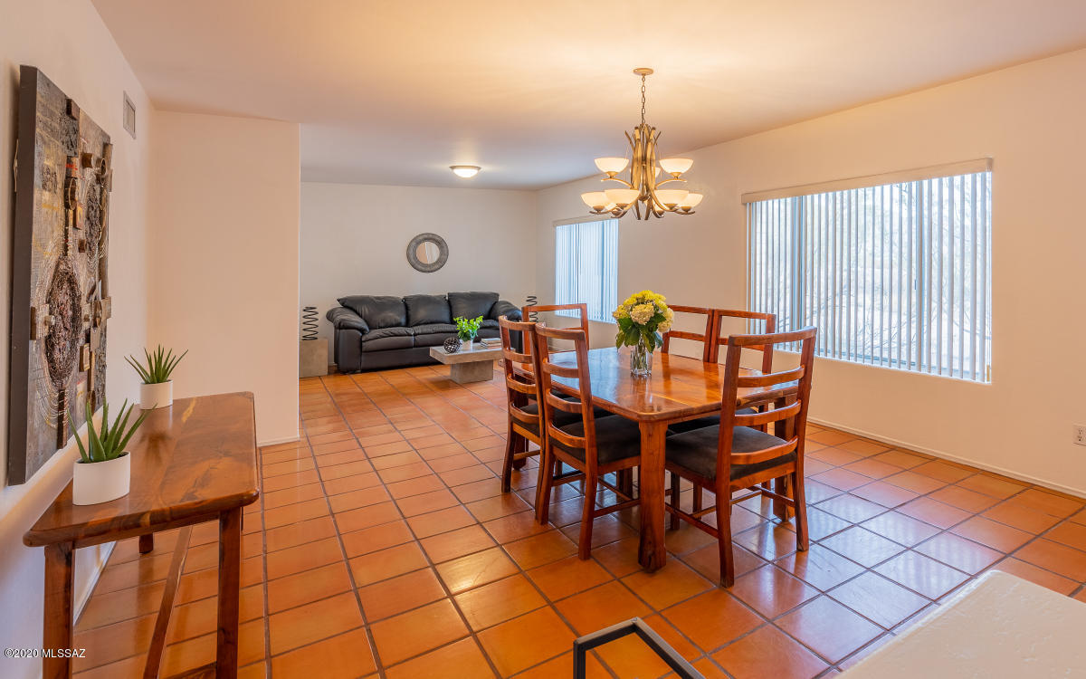 4055 North Drake Place Tucson, AZ 85749 - Photo 9 of 36 Gallery Image 9