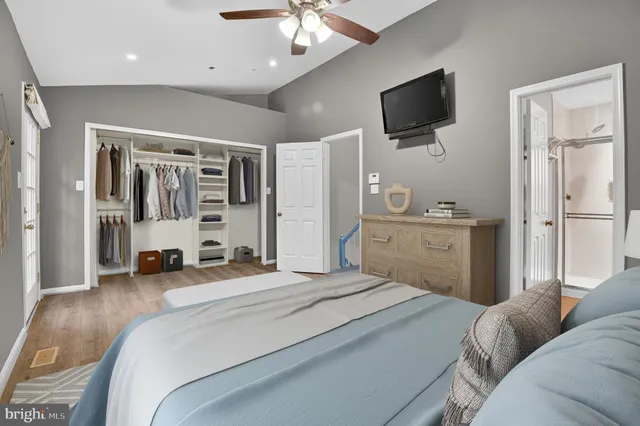 $559,900 | 10808 Drawbridge Court, Silver Spring, MD 20902