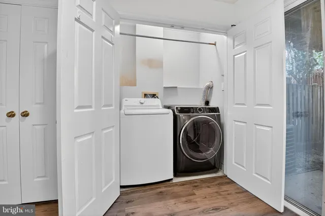 $559,900 | 10808 Drawbridge Court, Silver Spring, MD 20902