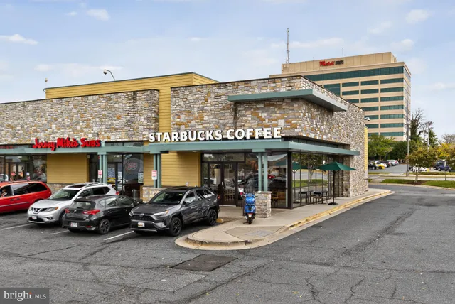 $559,900 | 10808 Drawbridge Court, Silver Spring, MD 20902