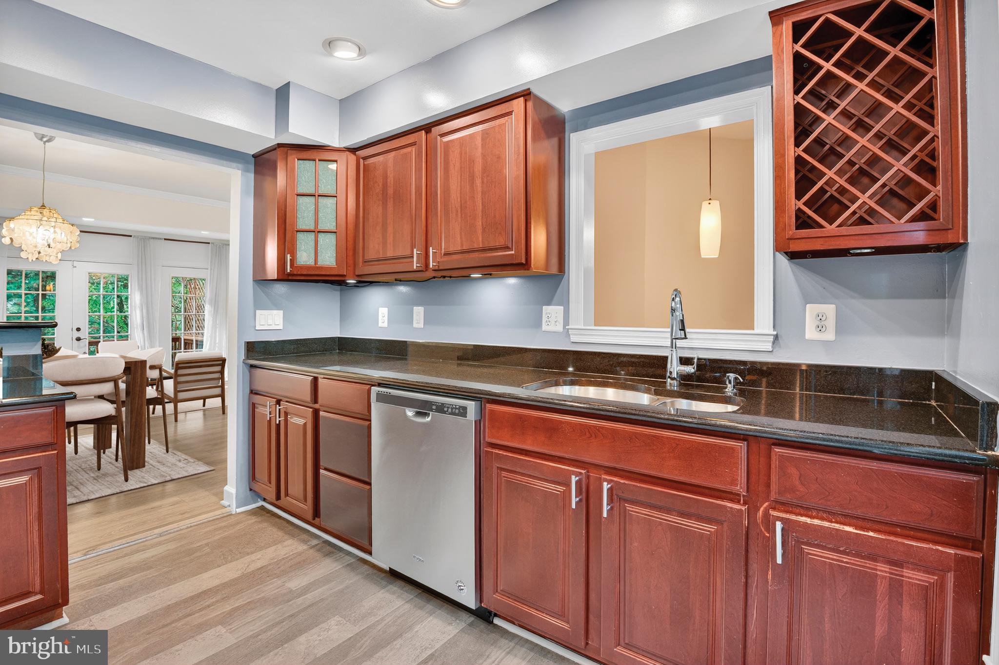 10808 Drawbridge Court Silver Spring, MD 20902 - Photo 5 of 40 virtually staged image