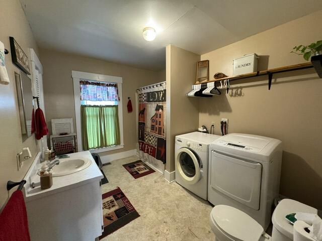 46 Cedar Street Dover-Foxcroft, ME 04426 - Photo 14 of 16 Tash 13