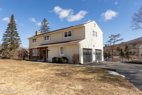 $509,000 | 268 Devonshire Drive, Cheshire, MA 01225
