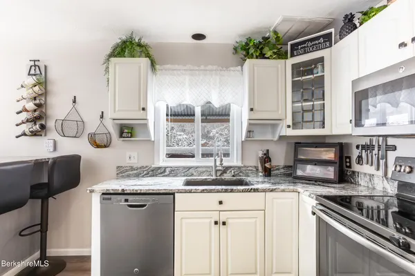 $509,000 | 268 Devonshire Drive, Cheshire, MA 01225