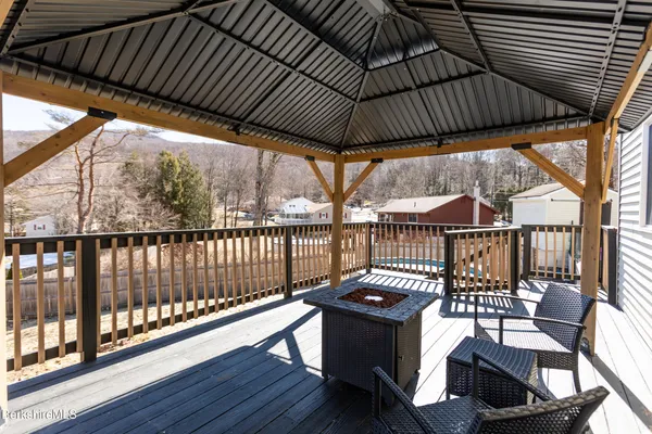 $509,000 | 268 Devonshire Drive, Cheshire, MA 01225