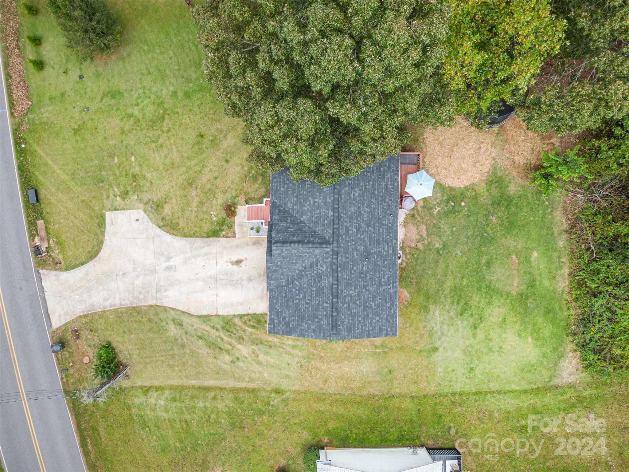 3526 Herman Sipe Road Conover, NC 28613 - Photo 26 of 29 view of balcony with wooden floor