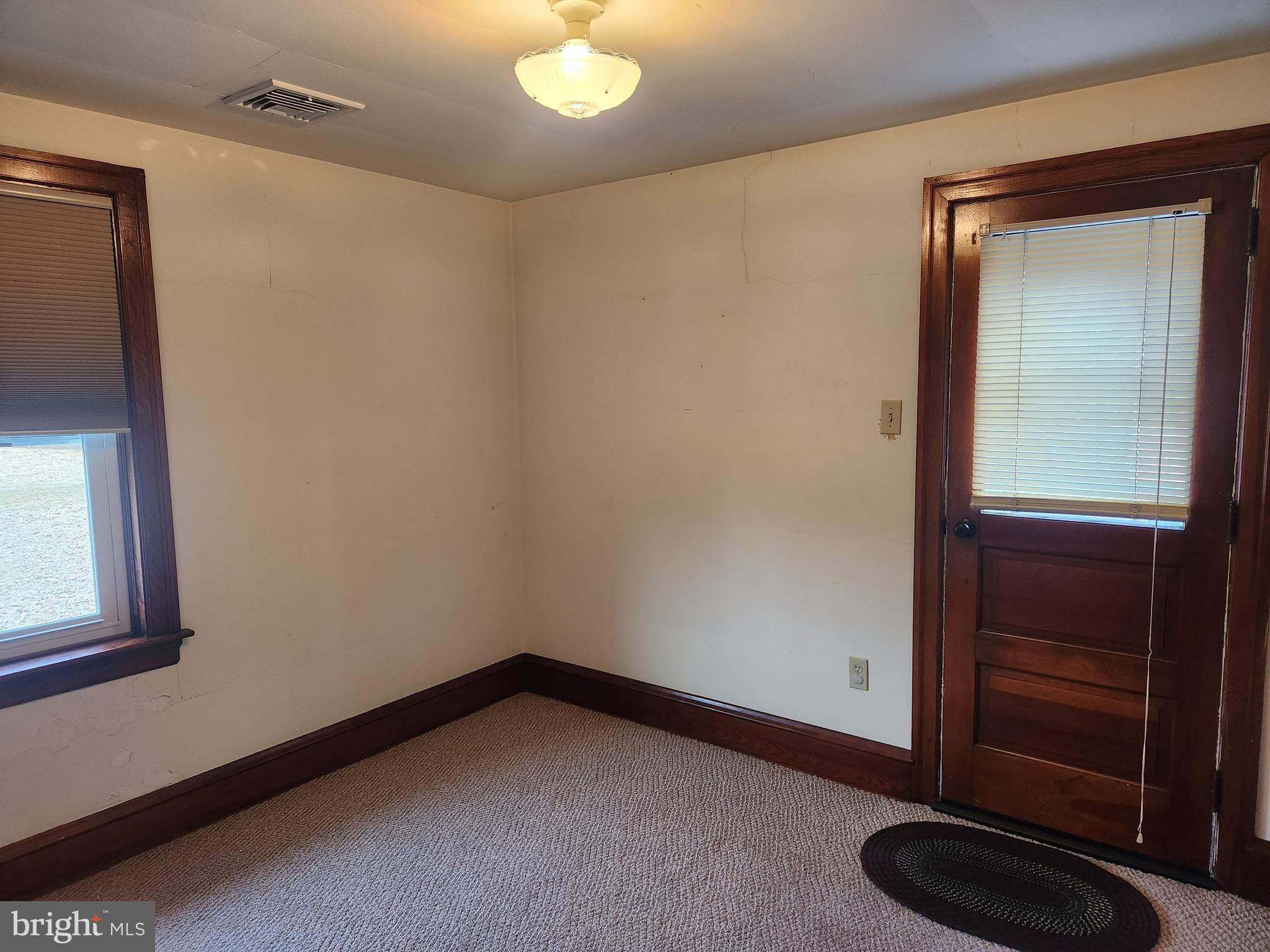 1350 Old Line Road Manheim, PA 17545 - Photo 5 of 87