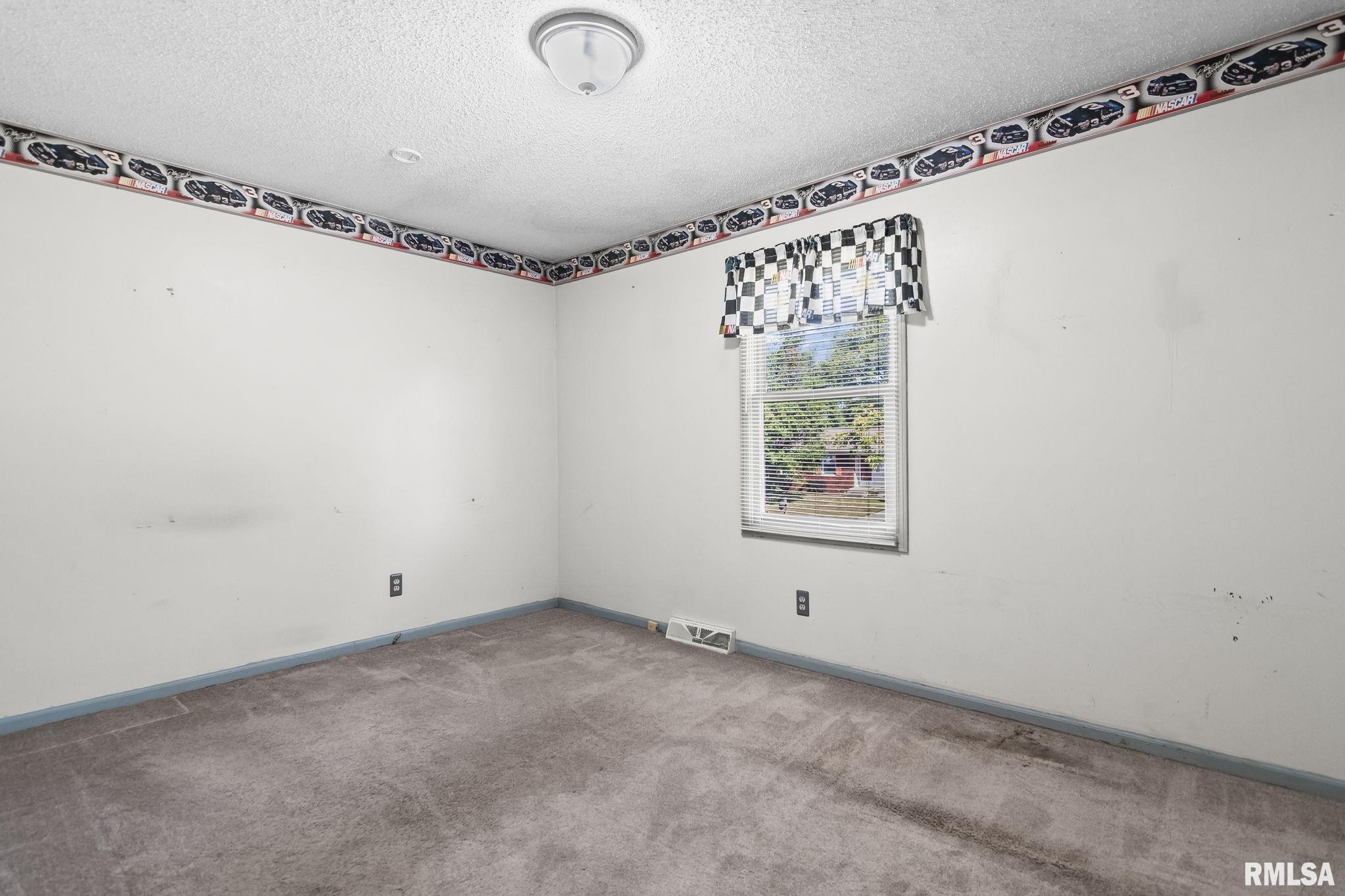 3030 Sandgate Road Springfield, IL 62702 - Photo 16 of 37