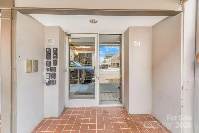 $449,000 | 35 Patton Avenue, Unit 302, Asheville, NC 28801