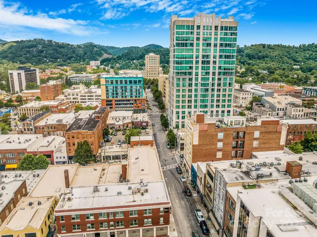 $449,000 | 35 Patton Avenue, Unit 302, Asheville, NC 28801