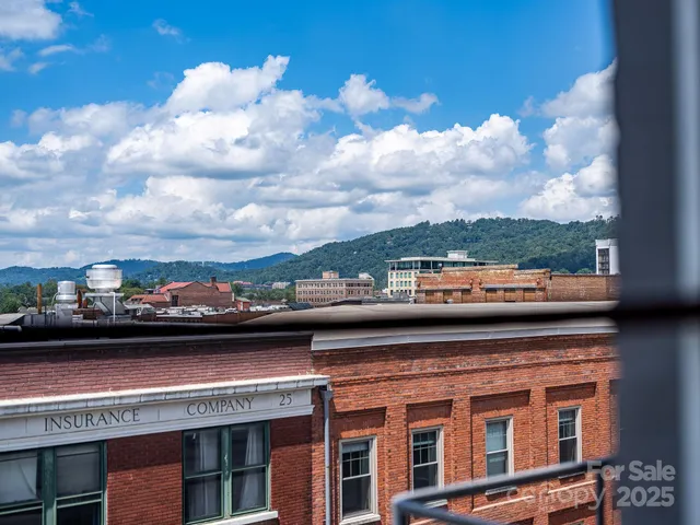 $449,000 | 35 Patton Avenue, Unit 302, Asheville, NC 28801