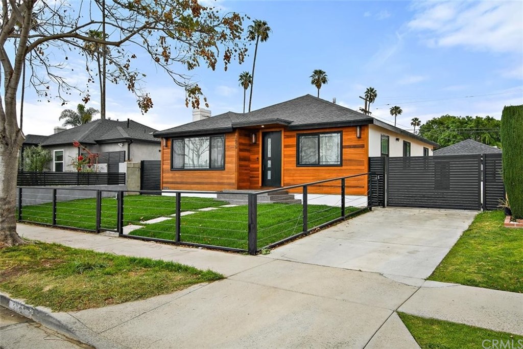 3656 Buckingham Road Los Angeles, CA 90016 - Photo 1 of 1 Gallery Image 1