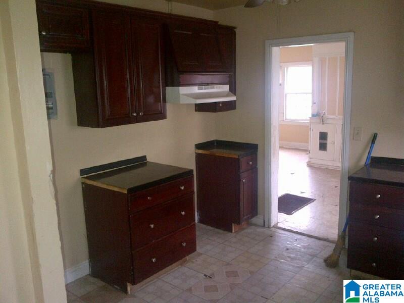 212 10th Street South Bessemer, AL 35020 - Photo 9 of 24
