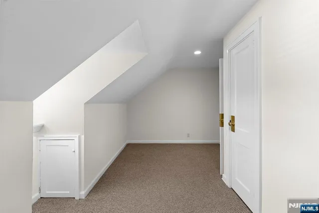 $2,400 | 461 9th Street, Unit 2, Fairview, NJ 07022