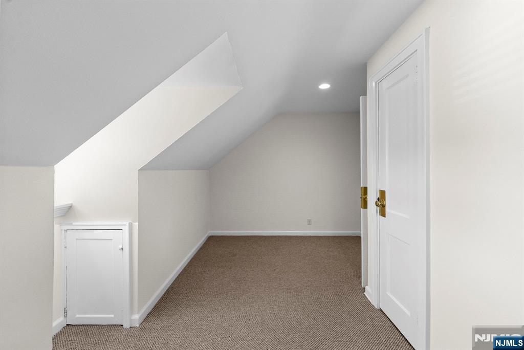 461 9th Street, Unit 2 Fairview, NJ 07022 - Photo 14 of 19 a view of room