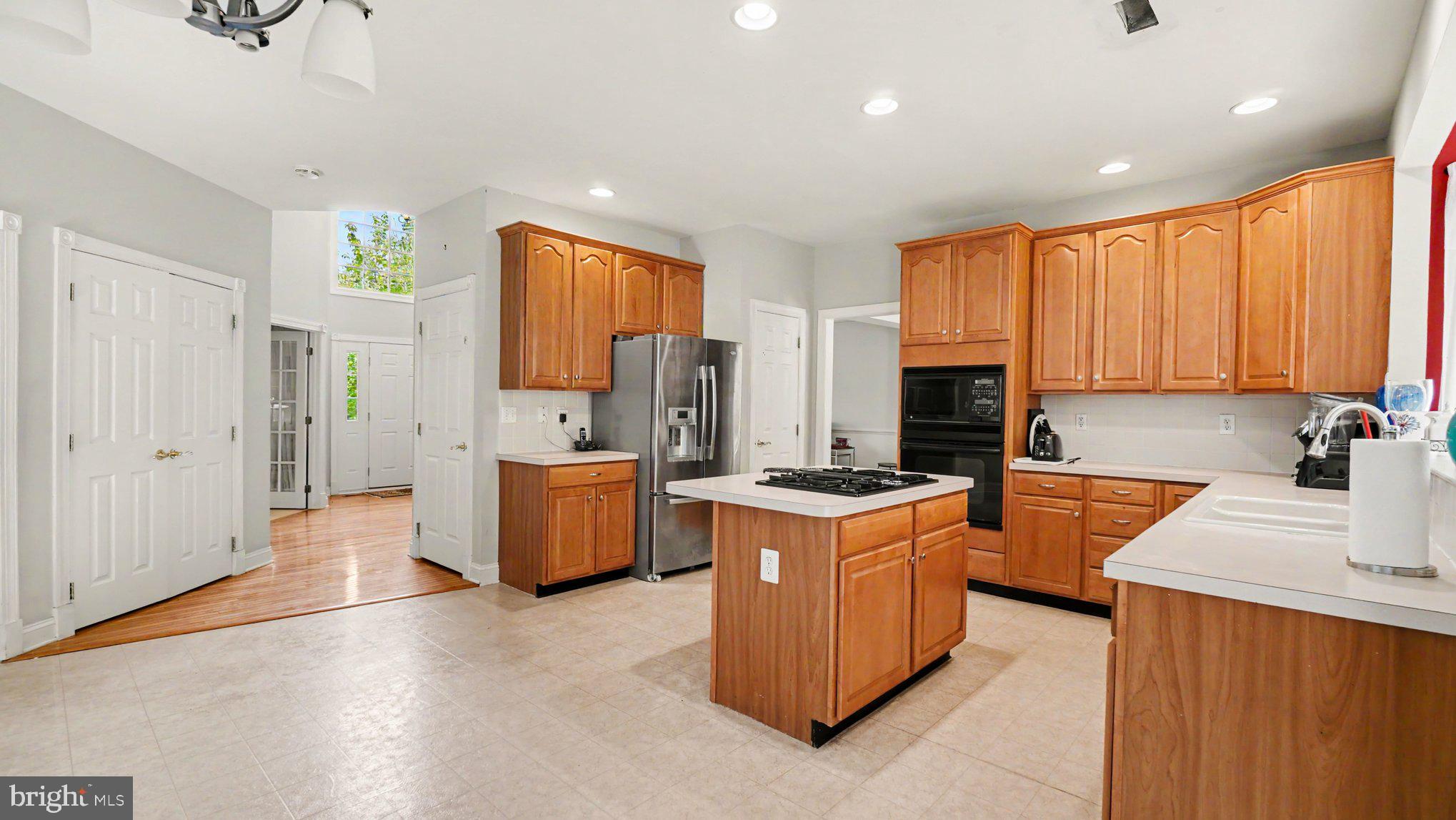 505 Springview Lane Phoenixville, PA 19460 - Photo 13 of 38
